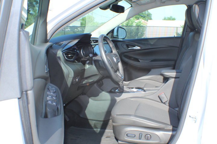 Used 2023 Summit White Buick Select image 12
