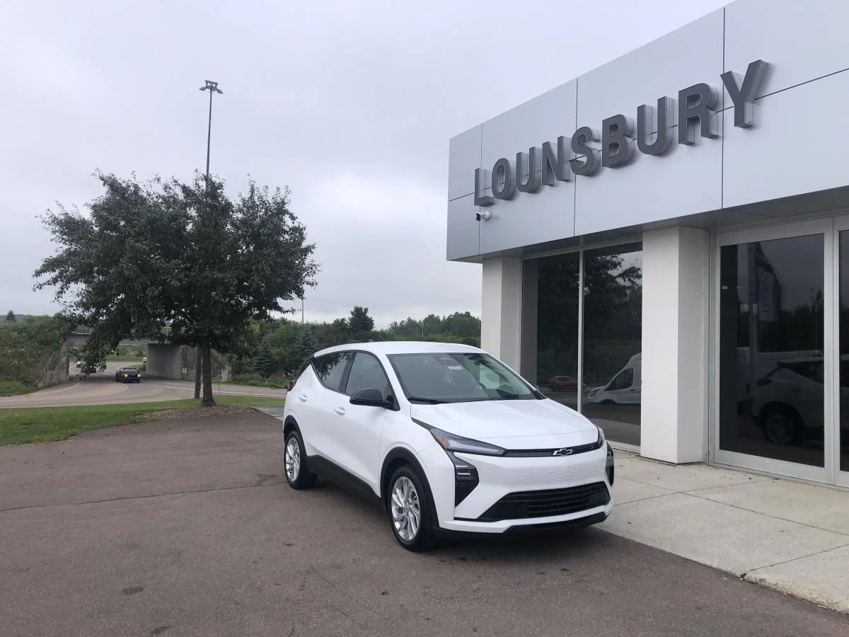 New 2027 White Chevrolet Fwd 4dr Lt image 3