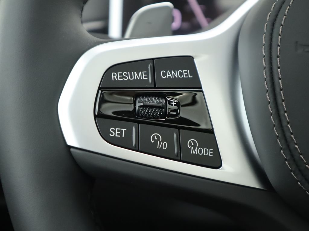 Used 2026 Black Sapphire Metallic BMW xDrive40i image 12