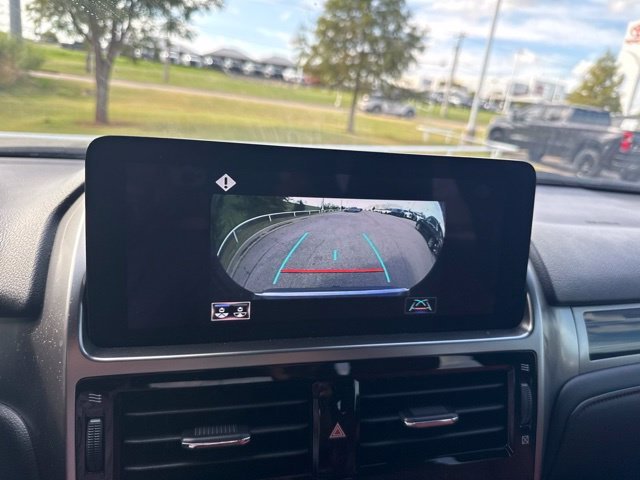 Used 2023 Black Lexus 460 image 10