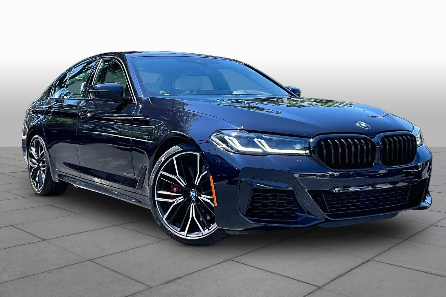 Certified Used 2023 Carbon Black Metallic BMW 540i image 3