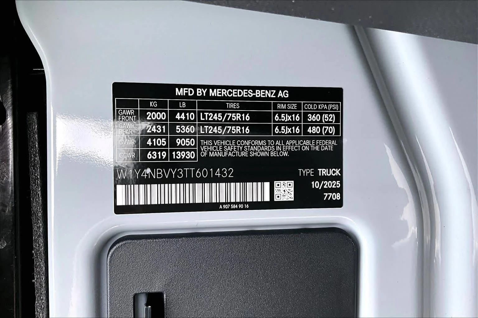 New 2026 Silver Grey Mercedes-Benz  image 13