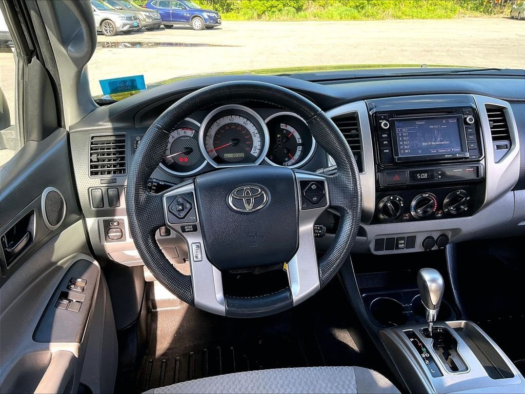 Used 2014 Gray Toyota Base image 17