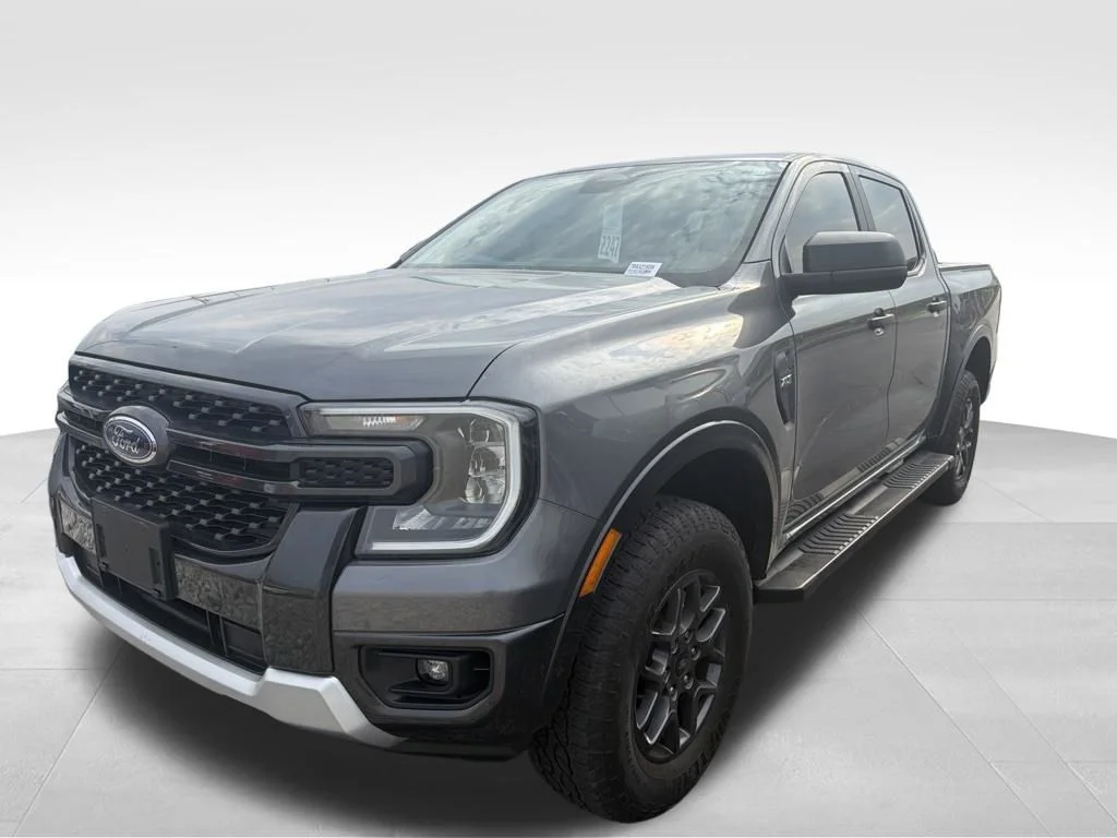 Used 2024 Gray Ford XLT image 9