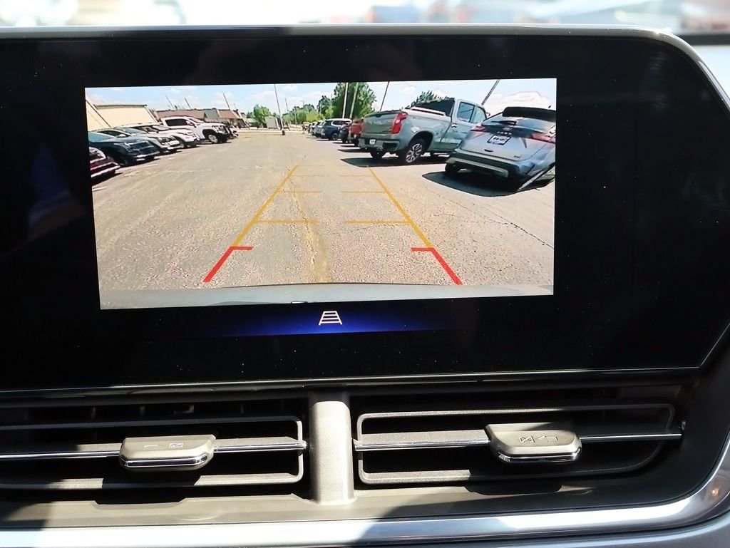Used 2024 Gray Chevrolet ACTIV image 40
