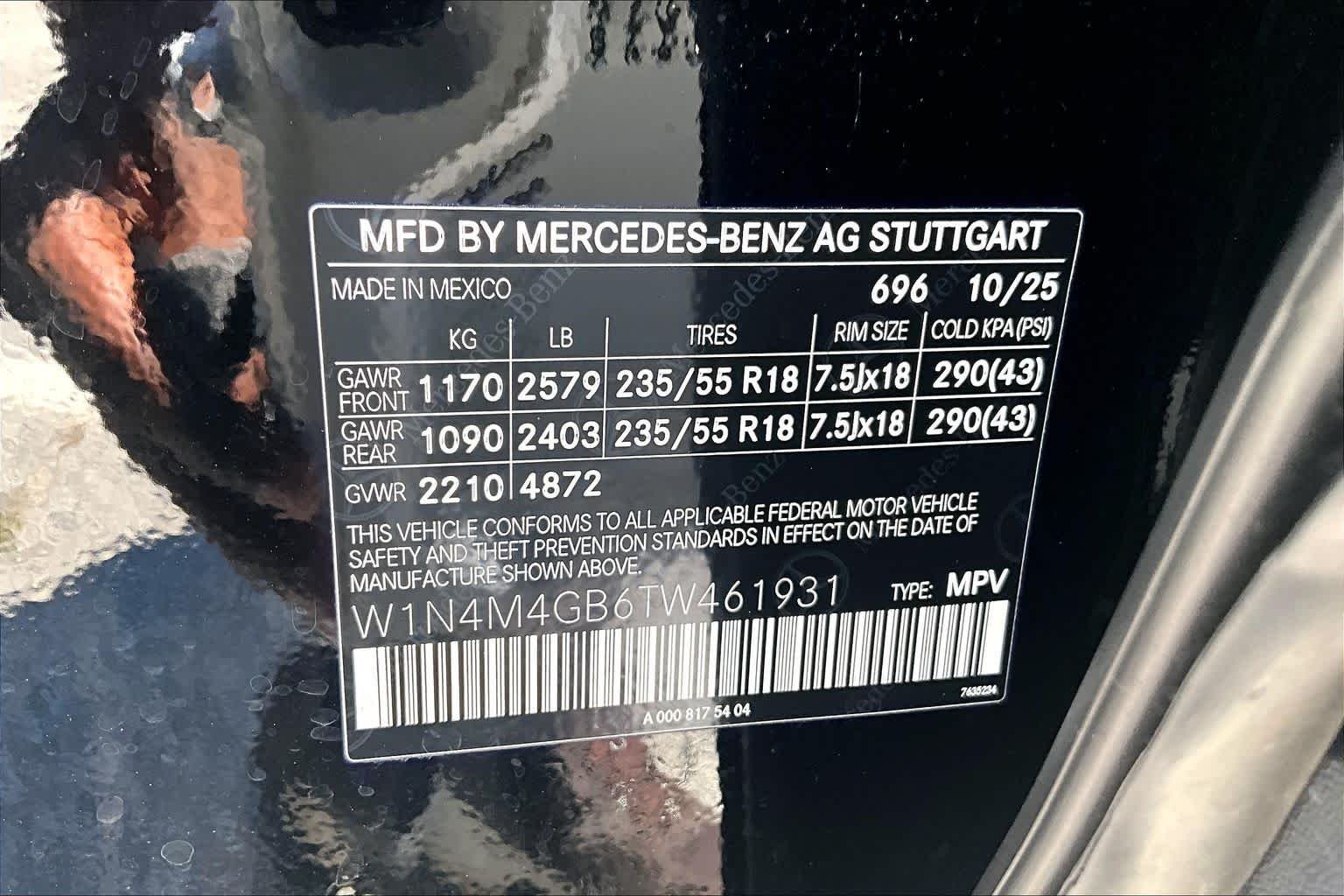 Used 2026 Night Black Mercedes-Benz GLB 250 image 37