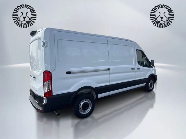 New 2026 Oxford White Ford Cargo Van image 5