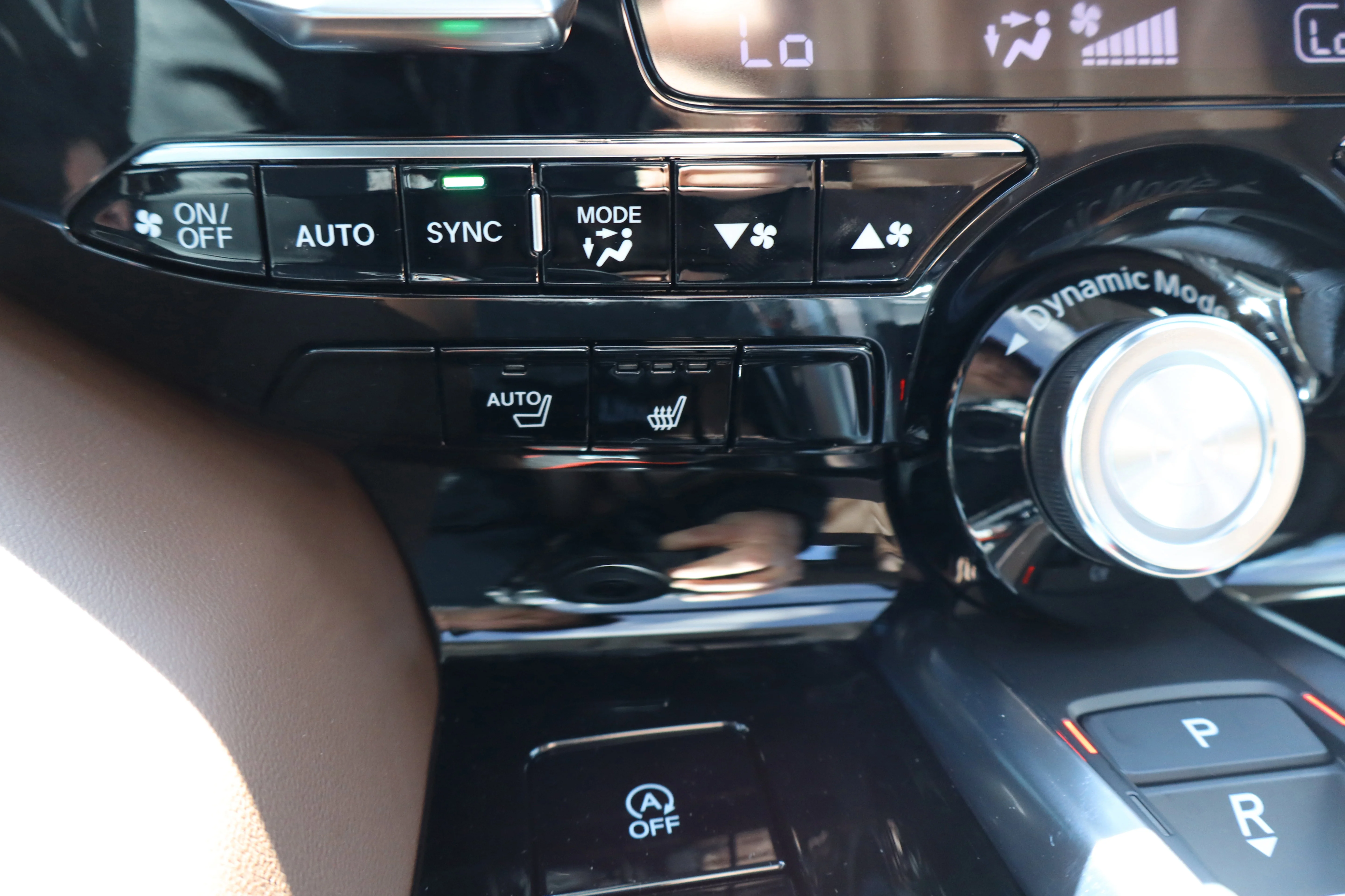 New 2026 Liquid Carbon Metallic Acura w/Technology Package image 18