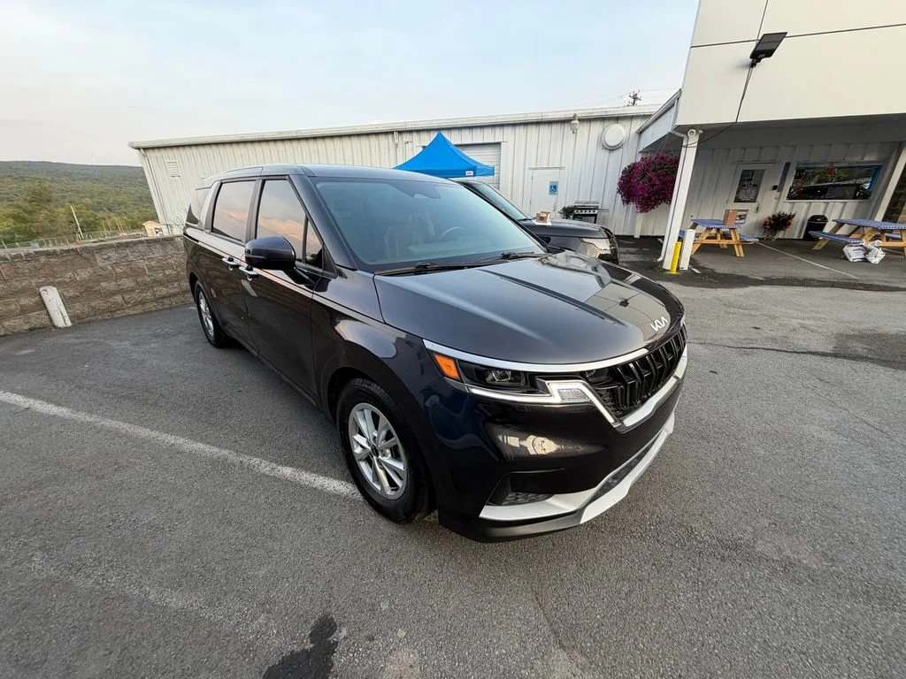 2024 Kia Carnival LX Seat Pkg - Photo 7