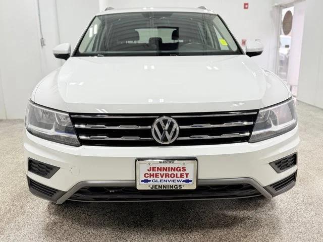 Used 2021 Volkswagen Tiguan SE with VIN 3VV2B7AX1MM143180 for sale in Glenview, IL
