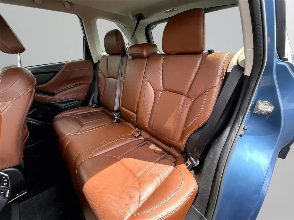 Used 2020 Blue Subaru Touring image 26