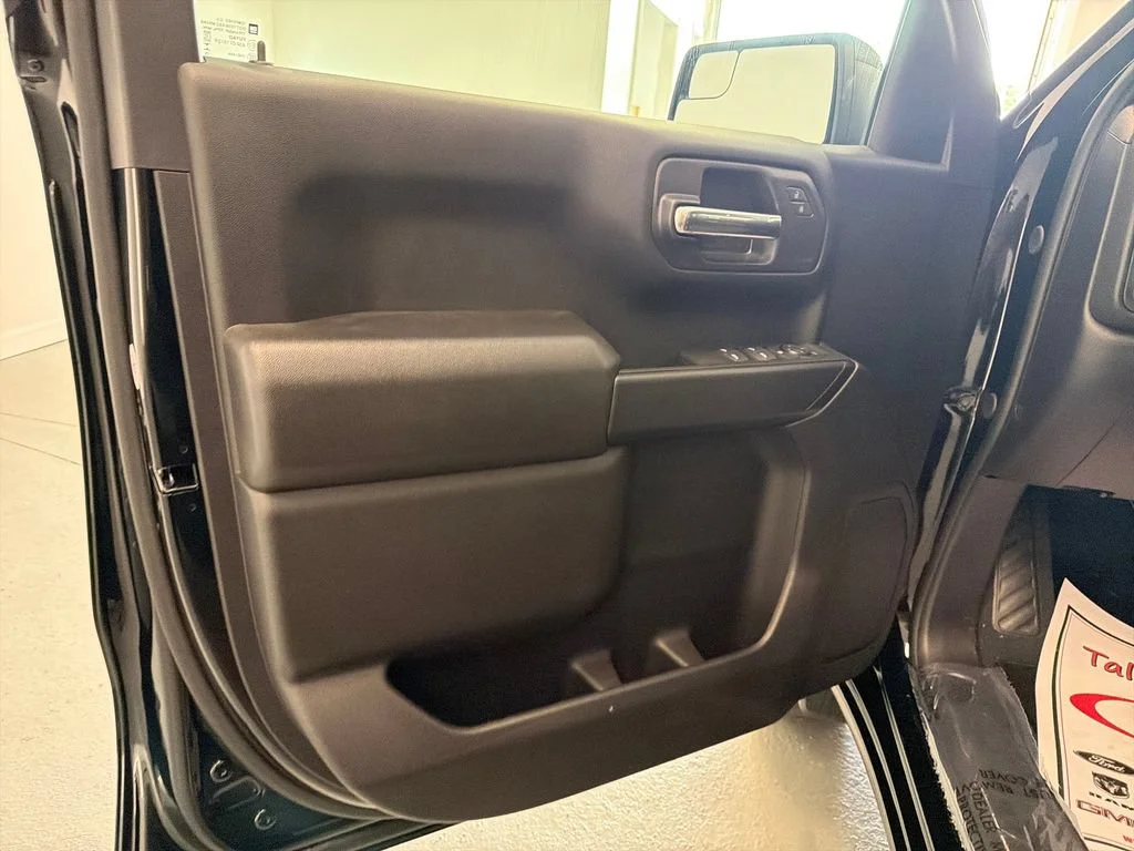 New 2026 Onyx Black GMC Pro image 11