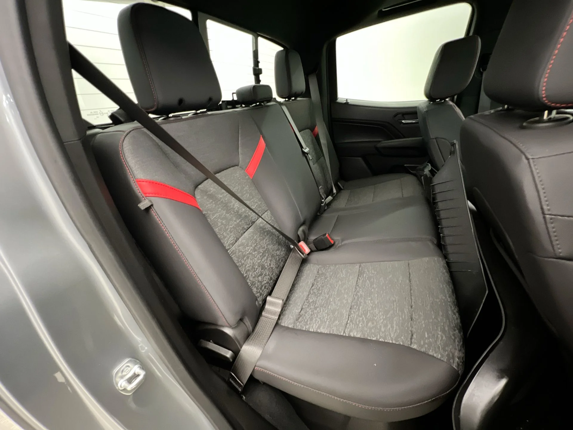 Certified Used 2024 Gray Chevrolet Z71 image 17