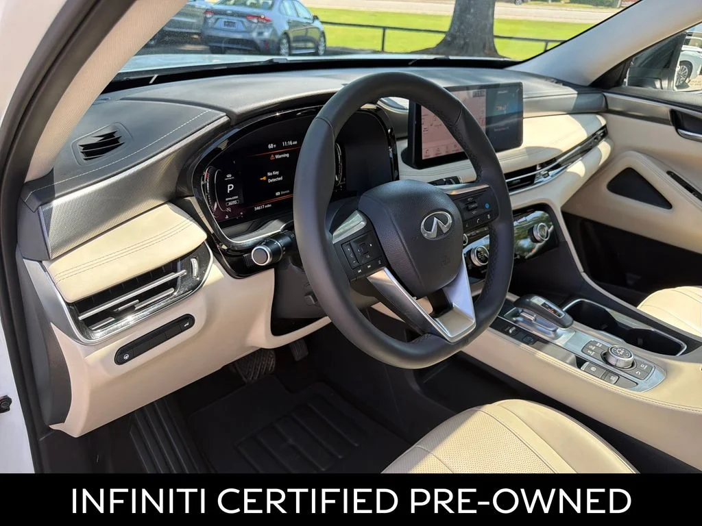 Certified Used 2023 Majestic White INFINITI LUXE image 18