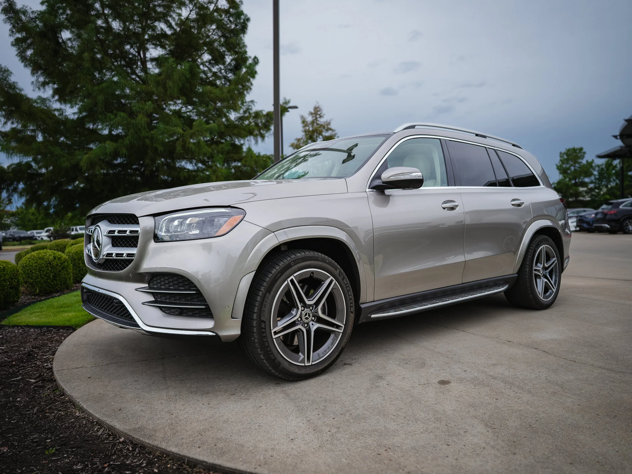 Certified Used 2023 Mojave Silver Metallic Mercedes-Benz GLS 450 image 3