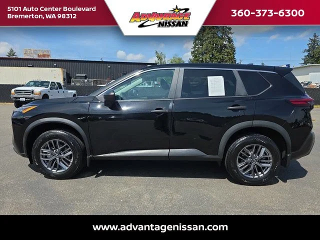 Used 2021 Super Black Nissan S image 3