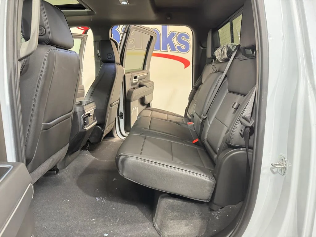 2026 GMC Sierra 3500HD Denali - Photo 15