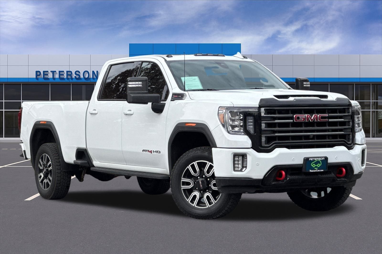 Used 2022 White GMC AT4 image 2