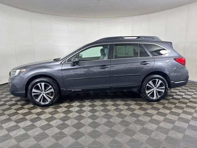 Used 2018 Magnetite Gray Metallic Subaru 2.5i image 7