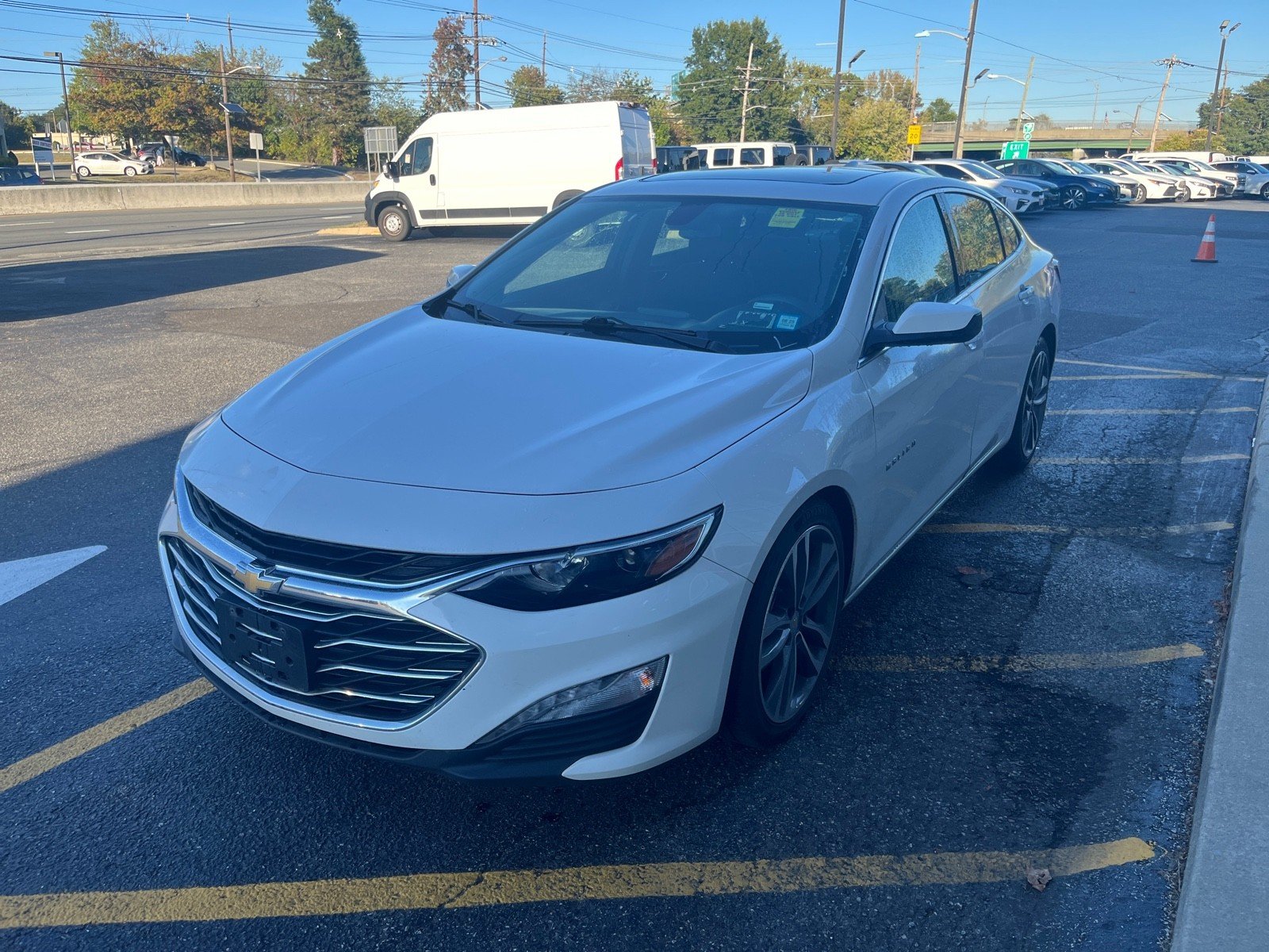 2022 Chevrolet Malibu 1LT photo 3
