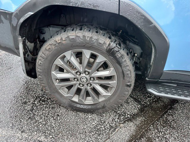 Used 2025 Blue Toyota  image 25