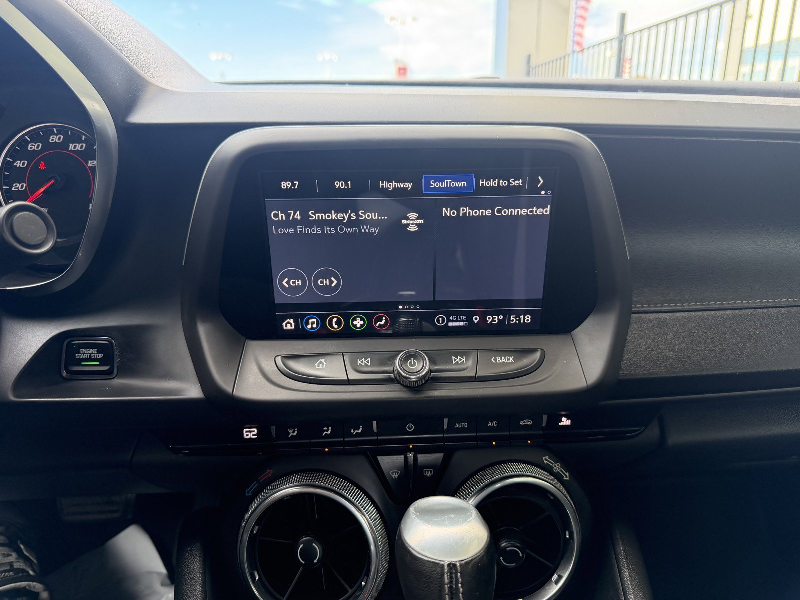 Used 2022 Summit White Chevrolet 1LT image 11