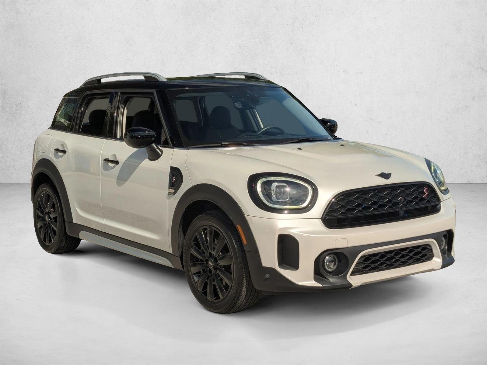Used 2023 Nanuq White Metallic MINI Cooper S image 3