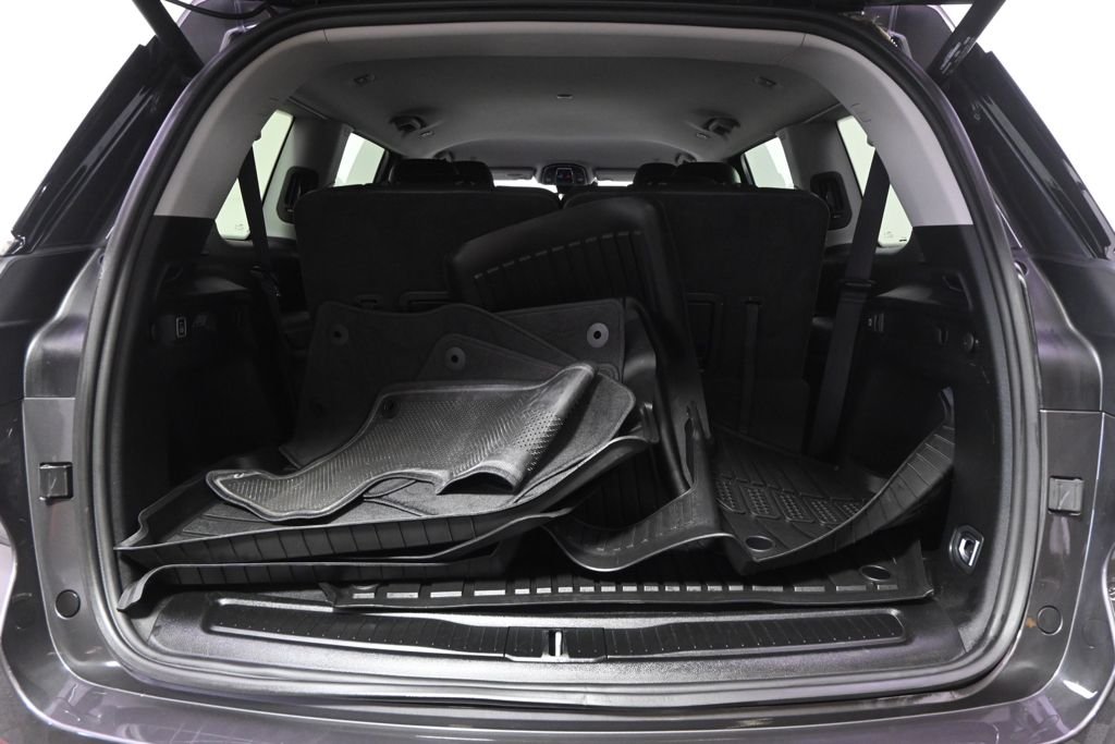 Used 2022 Gray Metallic Jeep Limited image 20