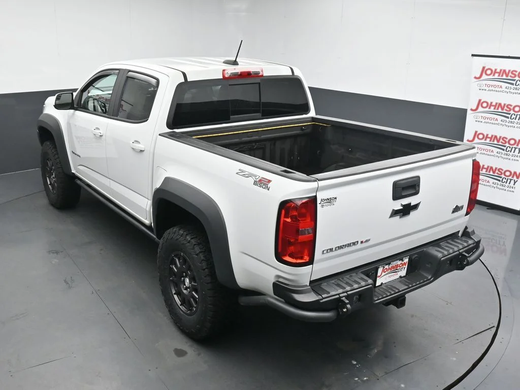 Used 2019 White Chevrolet ZR2 image 27