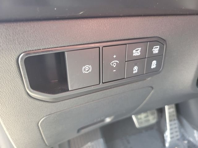 Used 2027 Brown Kia X-Pro SX-Prestige image 19