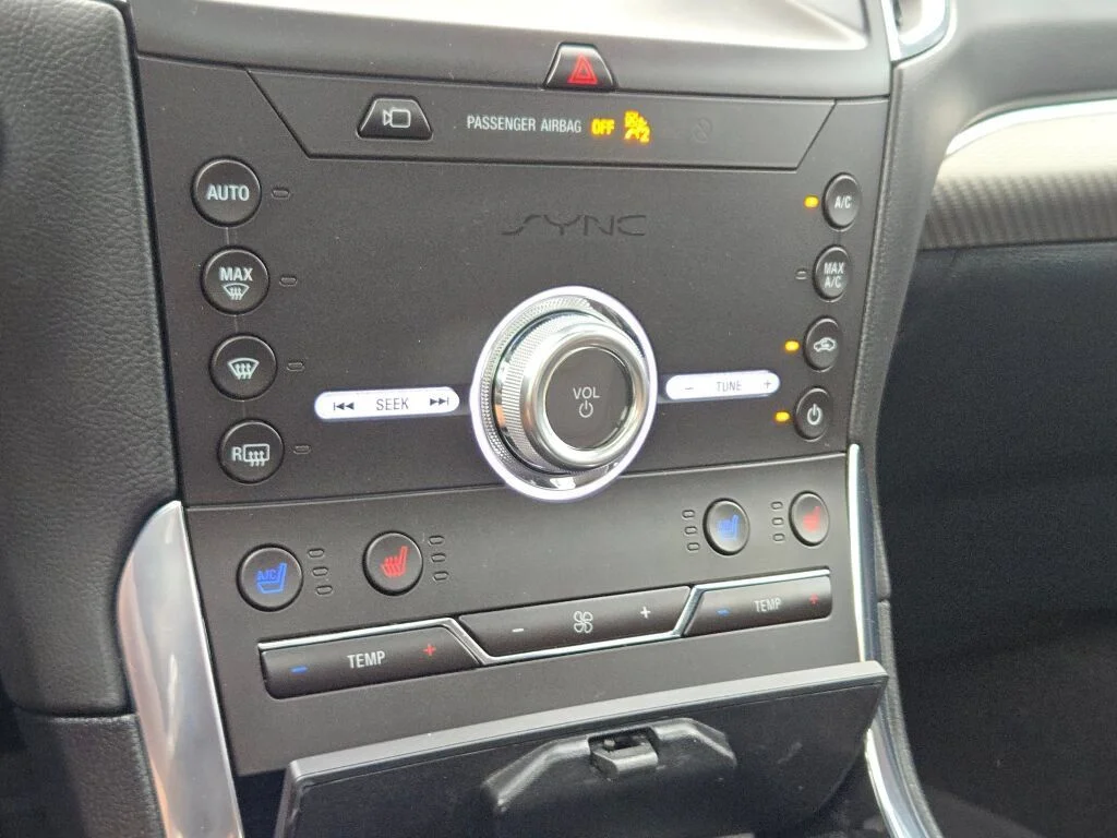 Used 2020 Black Ford Titanium image 29