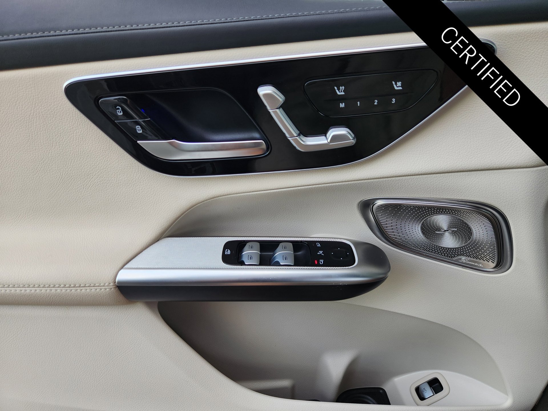 Certified Used 2024 Mojave Silver Metallic Mercedes-Benz GLC 300 image 23