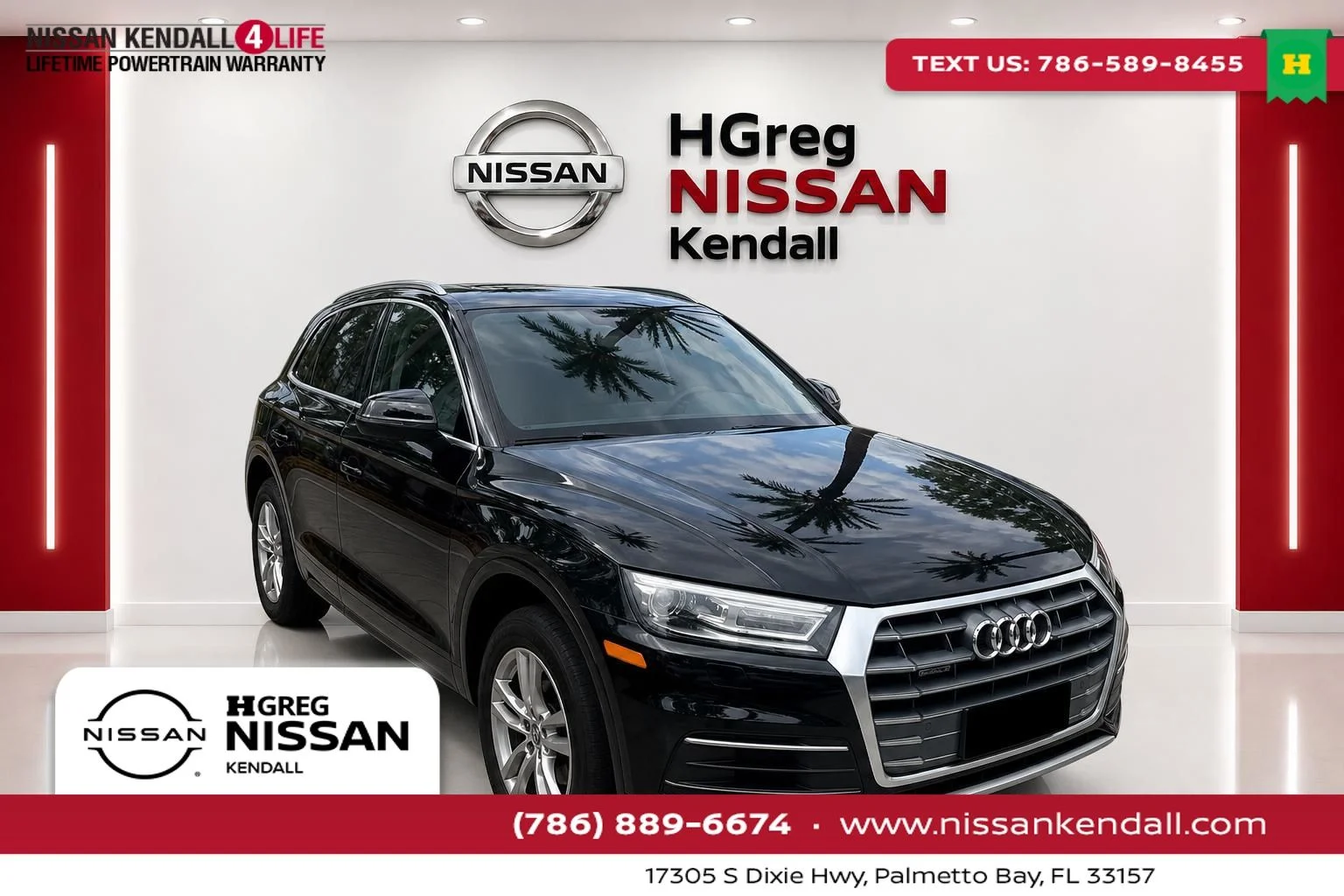 2020 Audi Q5 45 Titanium quattro S tronic Premium's photo