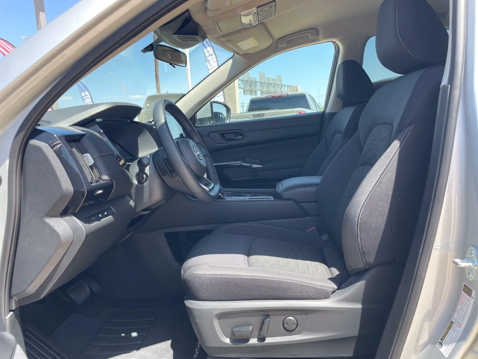 Used 2025 Silver Nissan SV image 23