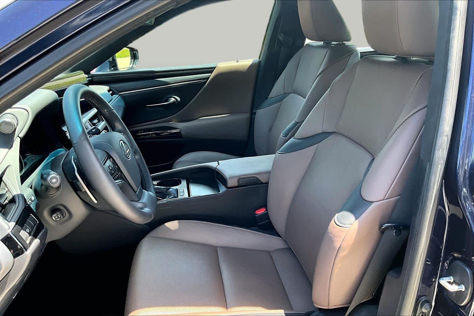 Used 2023 Nightfall Mica Lexus  image 8