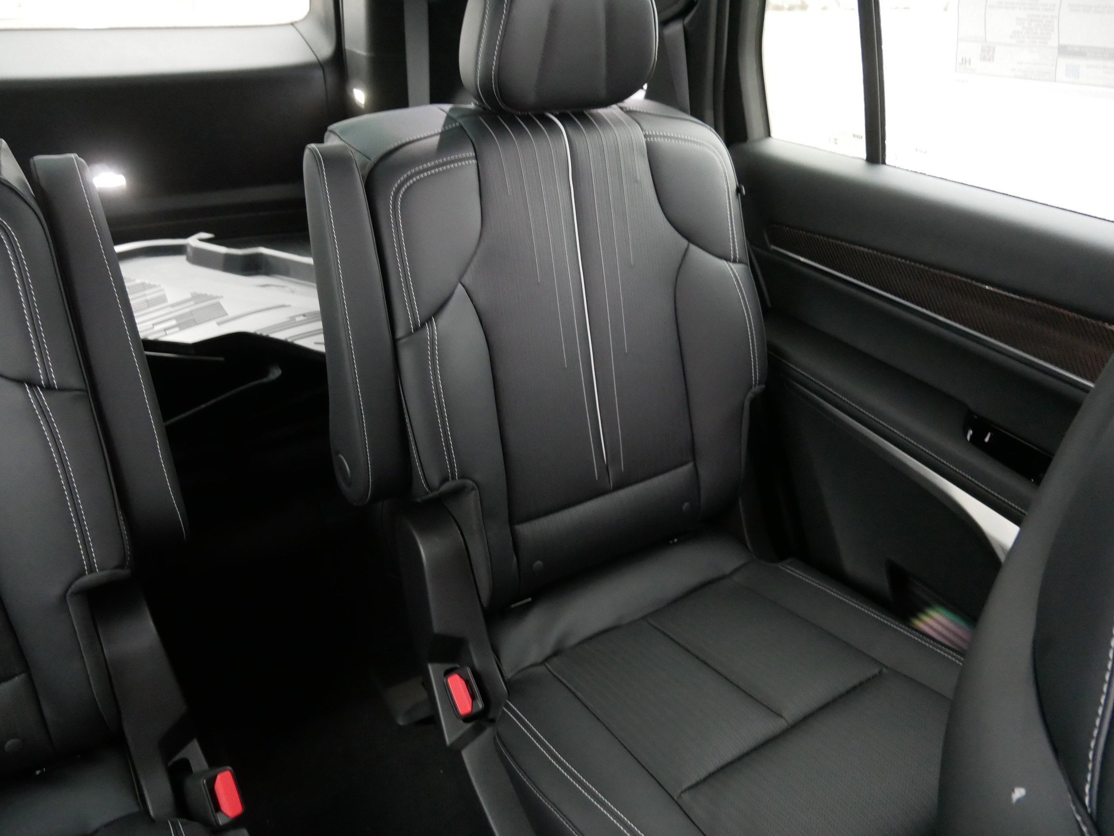 2026 Cadillac VISTIQ Luxury - Photo 12