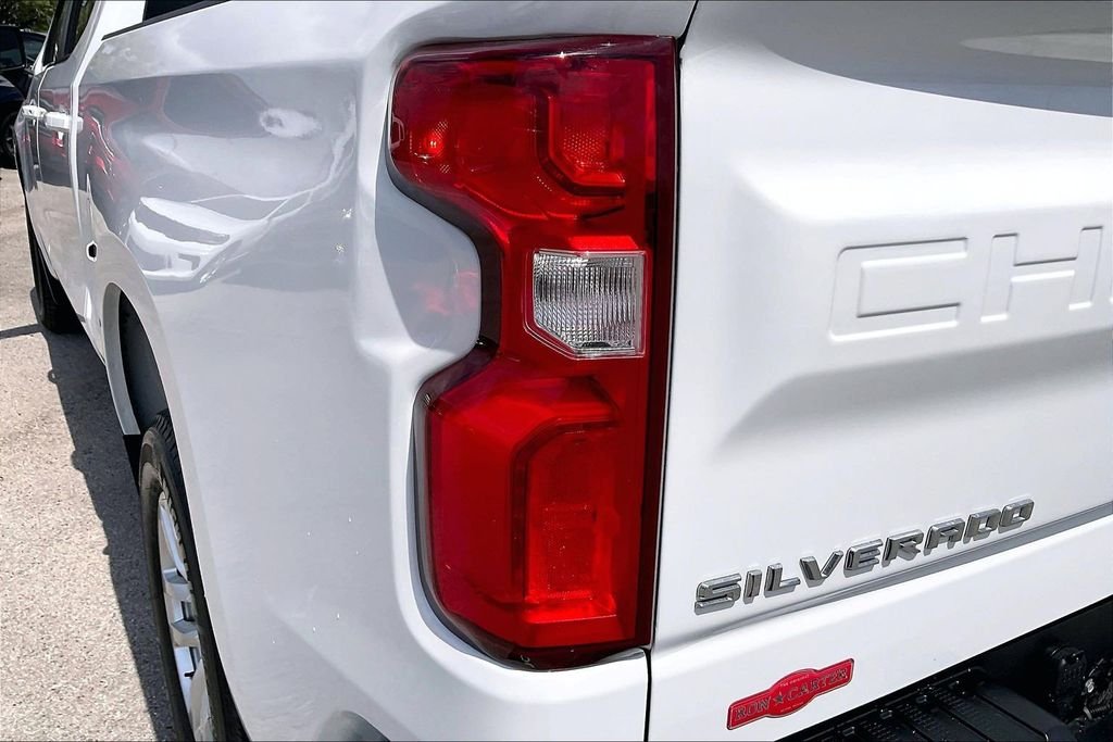 Used 2022 White Chevrolet RST image 20