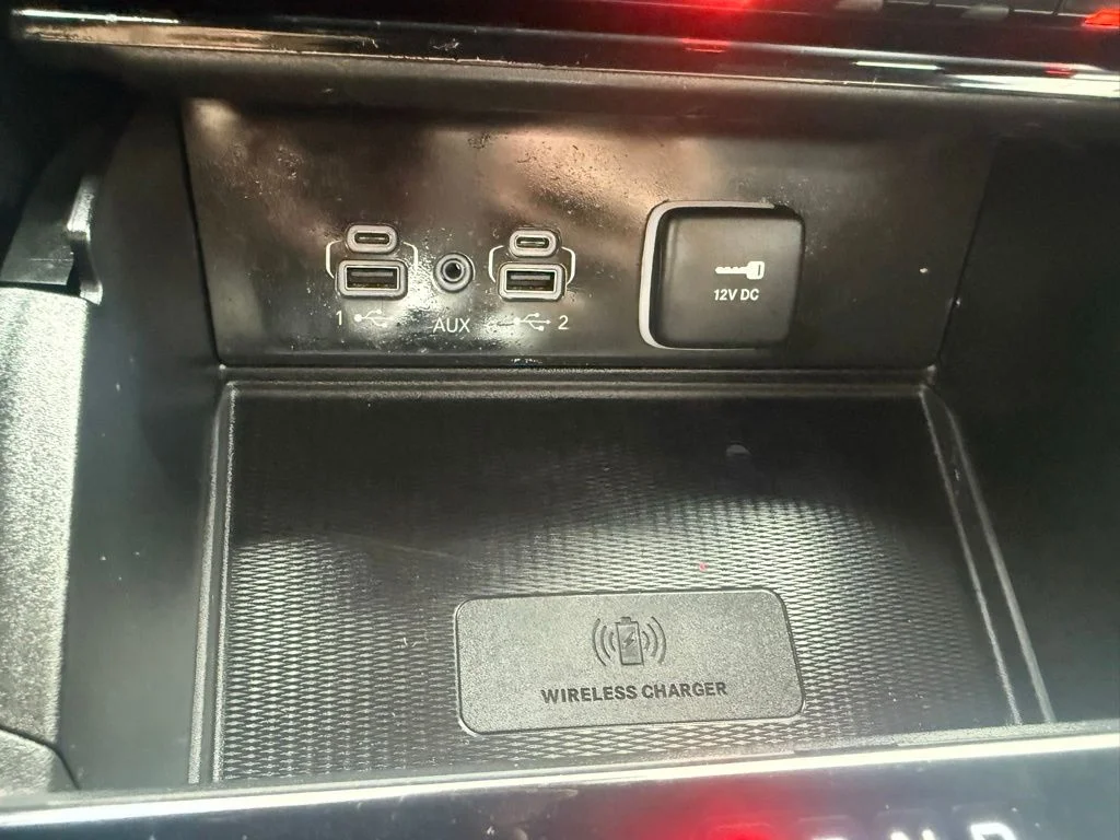 Used 2024 Black Jeep Altitude X image 20
