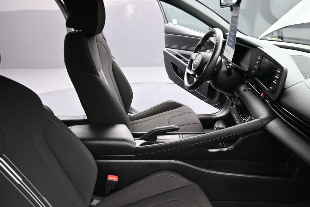Certified Used 2025 Gray Hyundai SEL Sport image 18