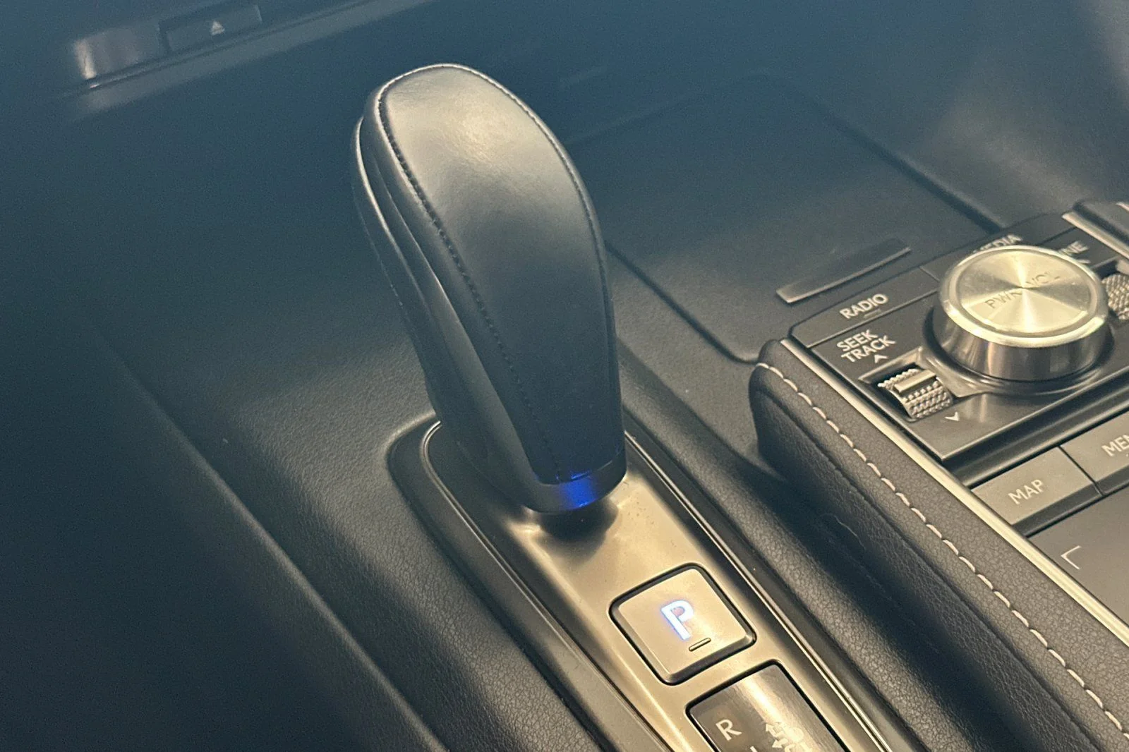 Used 2021 Infrared Lexus 500 image 17