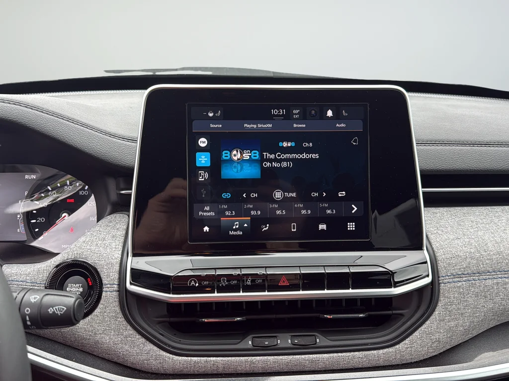 Used 2025 Black Jeep Latitude image 22