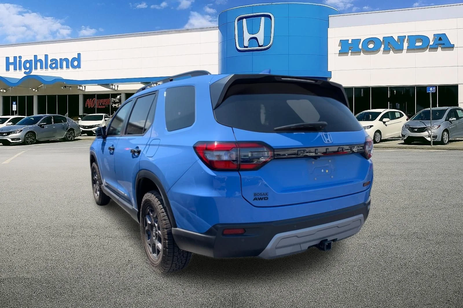 Certified Used 2025  Honda TrailSport image 2