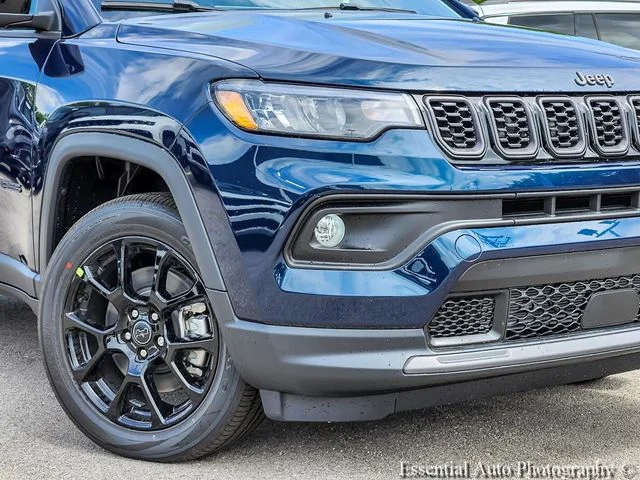 New 2026 Fathom Blue Pearl-Coat Exterior Paint Jeep Latitude image 3