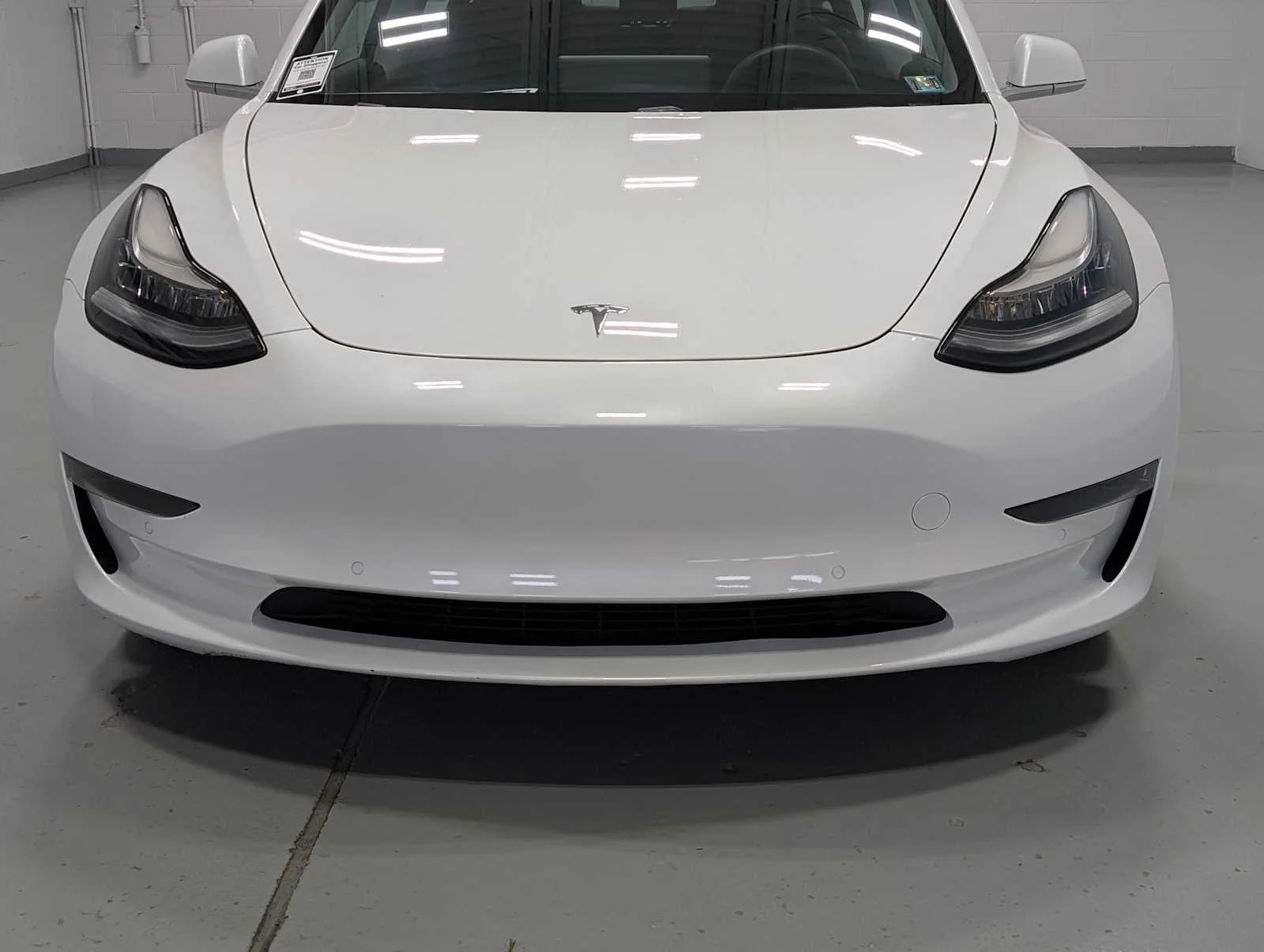Used 2020 Pearl White Multi-Coat Tesla Standard Range Plus image 2