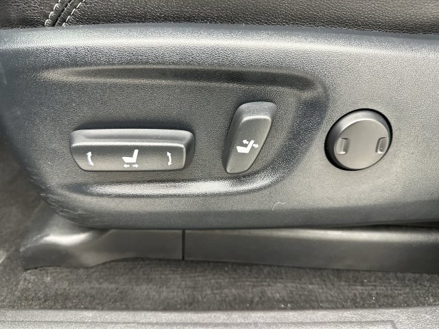 Used 2022 Gray Toyota SR5 Premium image 12