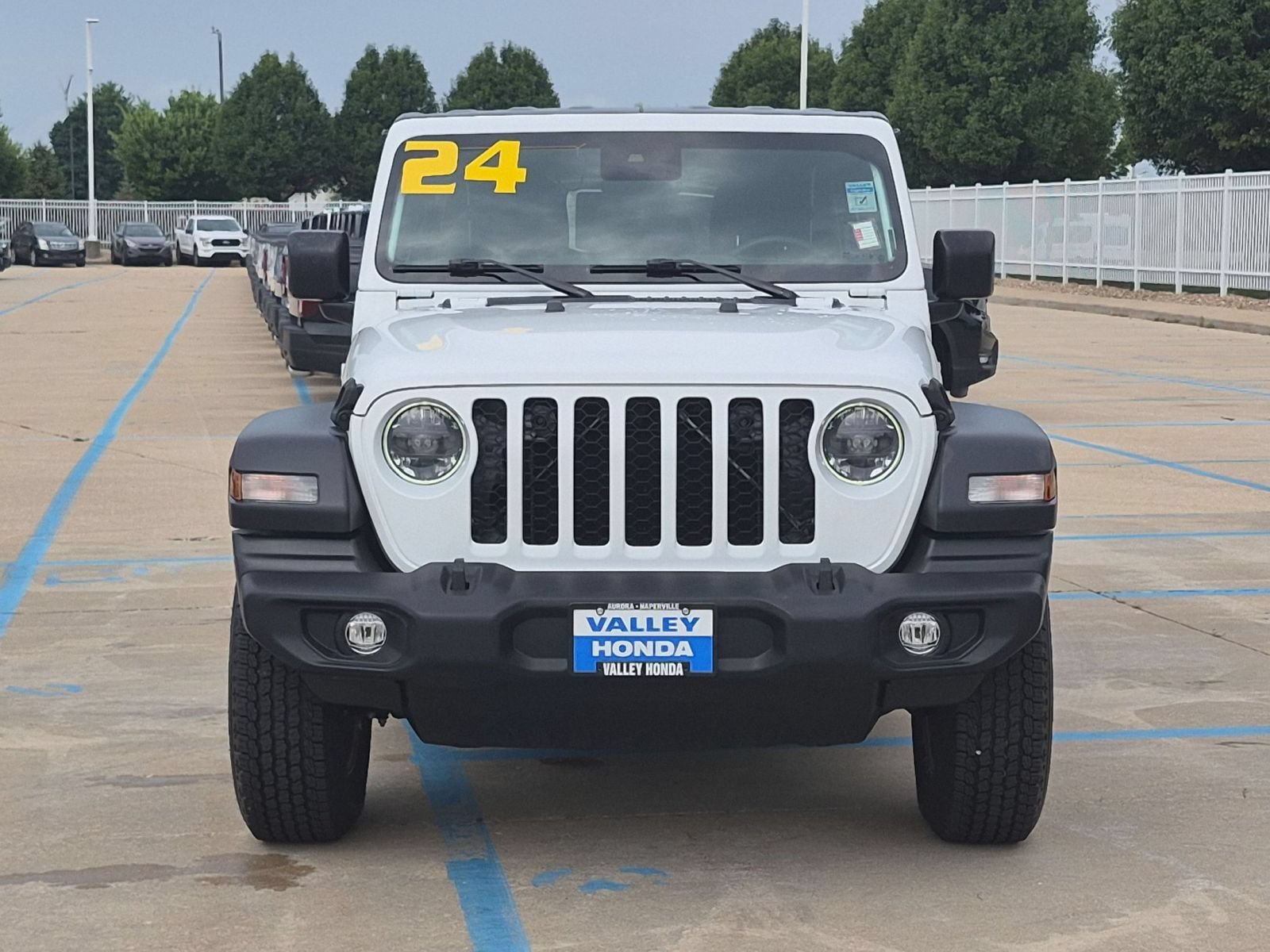 Used 2024 Bright White Clearcoat Jeep Sport S 4WD image 3