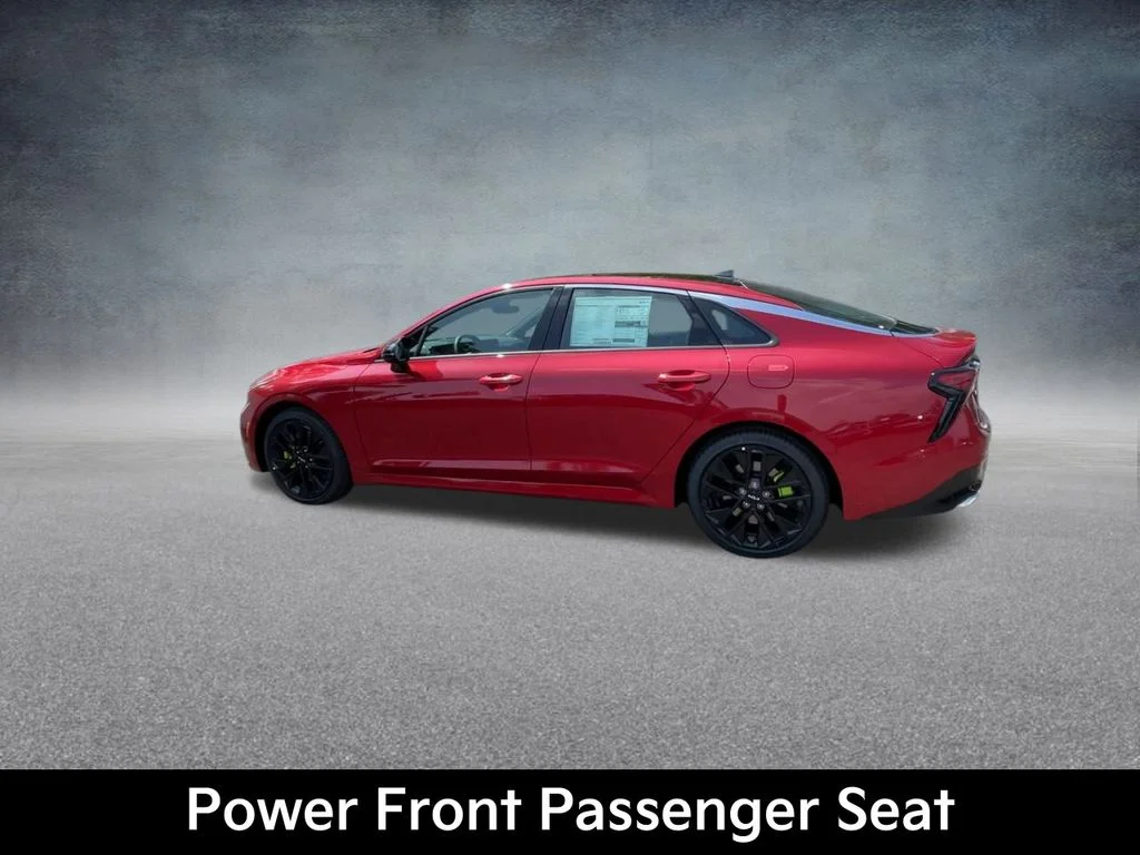 2026 Kia K5 GT - Photo 17