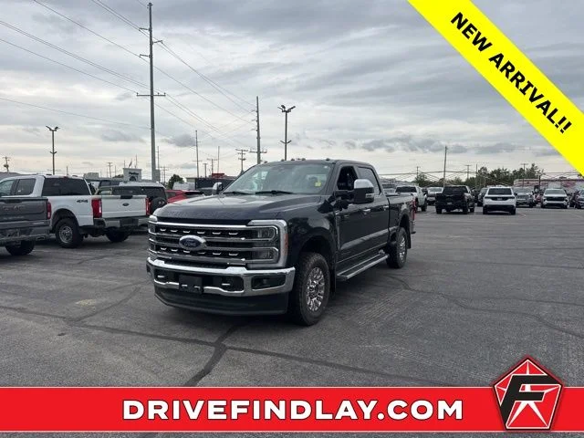 2023 Ford F-250 Lariat 4x4 Crew Cab 160 in's photo