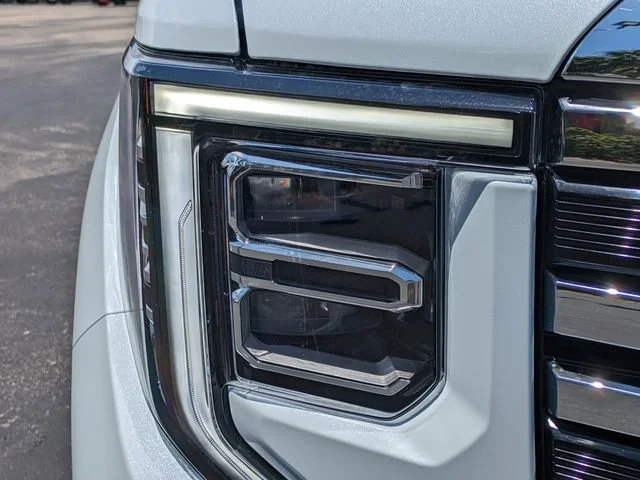 2026 GMC Sierra 1500 SLT - Photo 10