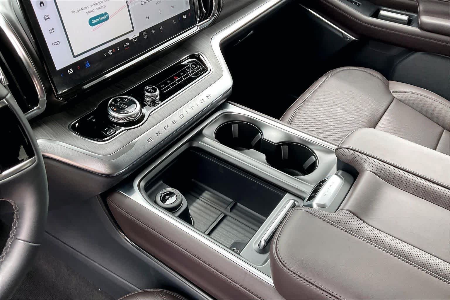 New 2026 Agate Black Metallic Ford MAX Platinum® image 7